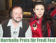 Das bayerische Ursgestein der bayerischen Kabarett- und Liedermacherszene Fredl Festl ist vierter Preisträger ders "Sigi Sommer Kleinkunstpreis" 2004 der Narrhalla. Am 24.02.2004 wird der Taler verliehen, die Laudatio hält Kabarettist Andreas Giebel (Foto: Martin Schmitz)