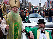 St. Patrick führt mit Frank McLynn den Zug an (Foto: Martin Schmitz)