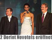 Doppeleröffnung zum 14. Juli 2004: zwei Dorint Novotels eröffnen in München. OB Christian Ude hielt die Laudatio zur zeitgleichen Eröffnung des Messehotels und des Cityhotels (Foto: Martin Schmitz)