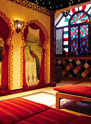 Erholungsbereich in maurischem Stil (Foto: Pfister Hotel)