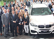 Peter Mey, Leiter der BMW Niederlassung München, begrüsste zahlreiche Auszubildende der BMW Niederlassung München am 4.9.2017 (©Foto. Martin Schmitz)