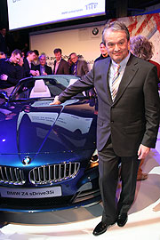 Michael Rahe, Ltr. BMW Niederlassung München, präsentierte am 19.03.2009 den neue BMW Z4 Roadster (©Foto:Martin Schmitz)