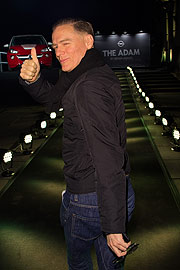 Bryan Adams bei der Vorstellung des Neuen Opel ADAM - The Adam by Bryan Adams 2014 - im Haus der Kunst in Muenchen (©Foto: Opel)