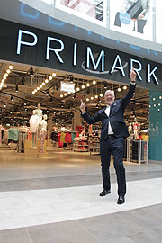 Wolfgang Krogmann, Generaldirektor Primark Mode Ltd.&Co KG feiert am 17.05.2018 Eröffnung des ersten bayerischen PRIMARK im Rahmen des neugestalteten PEP Einkaufszentrum München-Neuperlach (©Foto: Marikka-Laila Maisel)